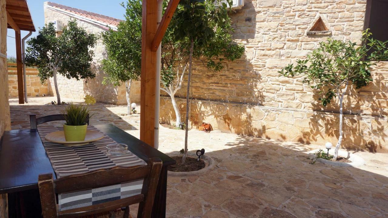 Studio Panagiota - Oasis Holiday Houses Kokkinos Pirgos Exteriör bild