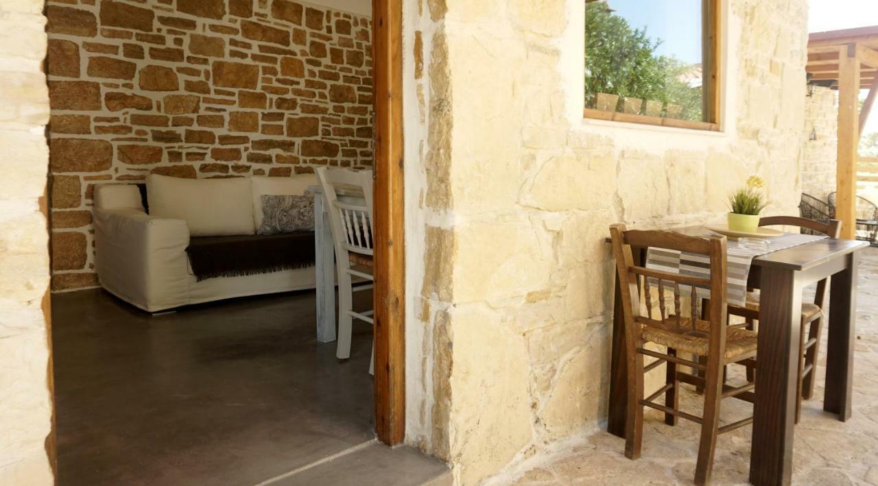 Studio Panagiota - Oasis Holiday Houses Kokkinos Pirgos Exteriör bild