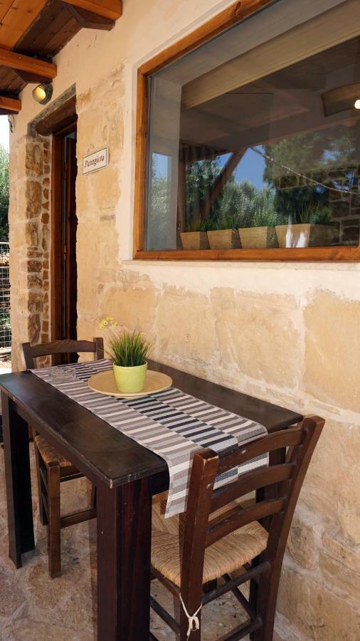 Studio Panagiota - Oasis Holiday Houses Kokkinos Pirgos Exteriör bild